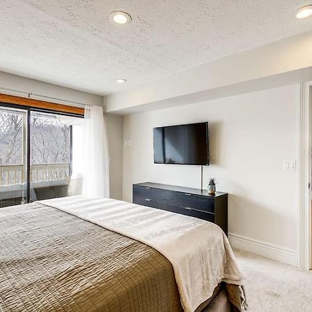 Villa Lux Retro Getaway W/ Ober & Smoky Mtn Views! Gatlinburg Esterno foto